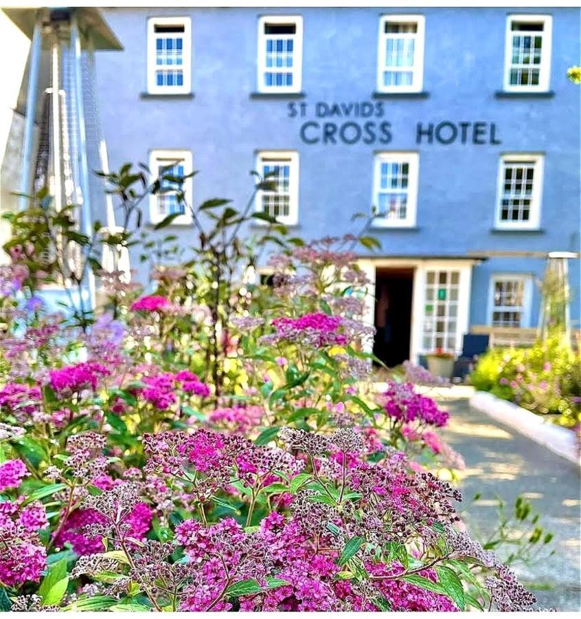 St. Davids Cross Hotel Exterior photo